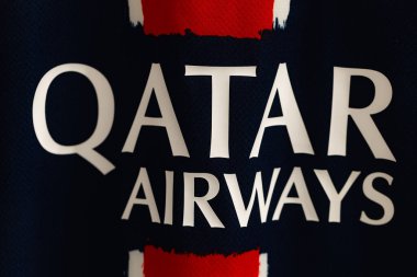 Lviv, Ukrayna - 29 Mayıs 2025: Nike Paris Saint-Germain tişörtü