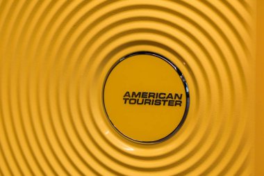 Lviv, Ukrayna - 29 Mayıs 2025: Amerikan Turist valizi