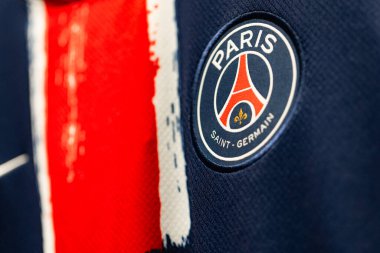 Lviv, Ukrayna - 29 Mayıs 2025: Nike Paris Saint-Germain tişörtü