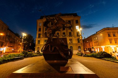 Lviv, Ukrayna - 25 Ağustos 2024: Lviv 'deki Aziz George Zmiyeborets Anıtı