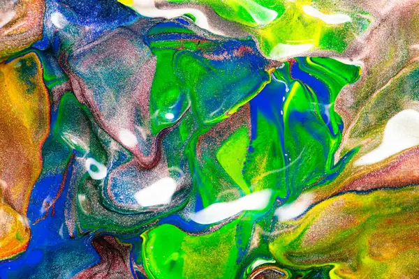 Parıldayan Metalik Renklerle Canlı Soyut Akışkan Sanat