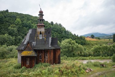 Ilnyk Köyündeki Eski Ahşap Katolik Şapeli, Lviv Oblastı, Ukrayna