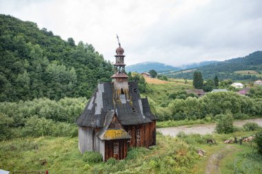 Ilnyk Köyündeki Eski Ahşap Katolik Şapeli, Lviv Oblastı, Ukrayna