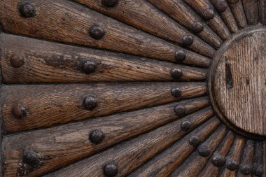 Antika ahşap kapı ya da Metal Stud 'lı Mobilya dokusu