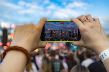 Konser Vlog 'u, Telefon Kayıt Şovu