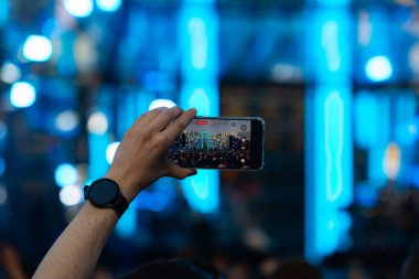 Konser Vlog 'u, Telefon Kayıt Şovu