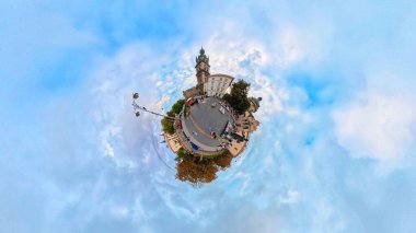 Küçük Gezegen Panoramik Lviv Şehri Görünümü