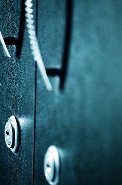 Sunucu odasının dolaplarını kapatın. Ayarlanmış.