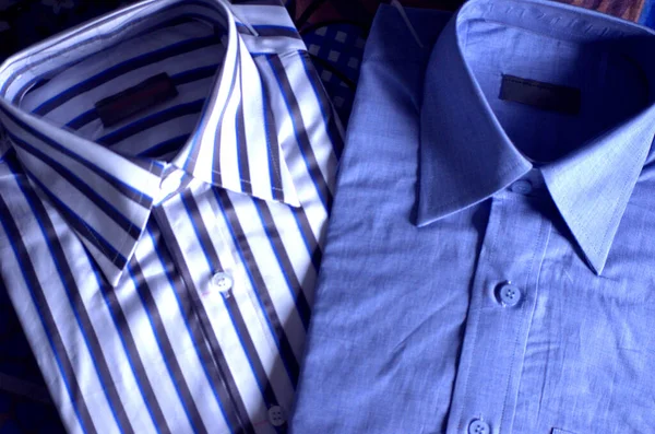 Camisas Hombre Perchas Tienda Tonalidad Azul — Foto de Stock