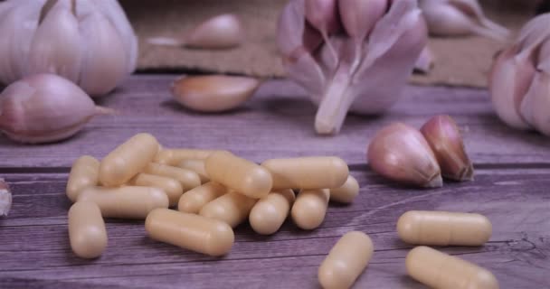 Garlic Capsule Supplements Immune System Health Garlic Contains Antioxidants Beneficial — Video Stock