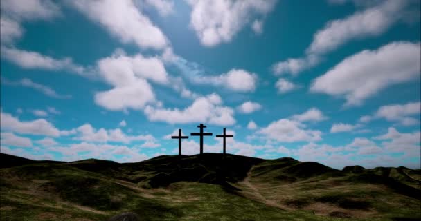 Три Хрести Пагорбі Хмарами Рухаються Блакитному Небі Великдень Воскресіння Нове — стокове відео