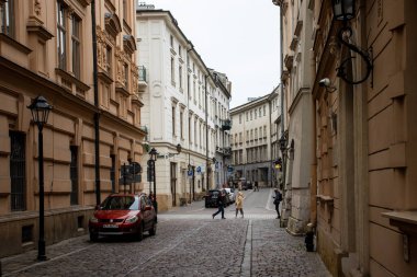 Krakow, Polonya, 1 Ekim 2022 Krakow sokakları. Polonya 'da bir turizm şehri