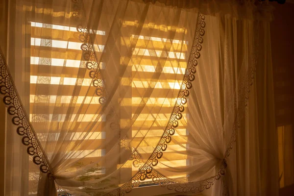 Gordijn Interieur Zonsondergang Huiskamer Lopen Verlichting Door Middel Van Transparante — Stockfoto