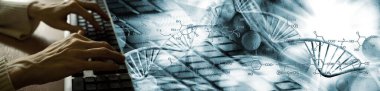  Bir bilgisayar klavyesinin tuşlarındaki el resmi, biçimlendirilmiş DNA figürlerinin soyut görüntüsüyle birleşir.