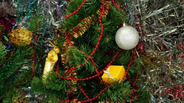 Güzel festival tasarımcısı noel süslemeleri Görüntü. Mutlu Noeller ve Mutlu Yıllar Tebrik Kartı