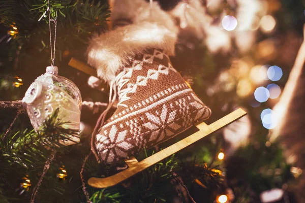 Aconchegante Natal Tricotado Decoração Artesanal Árvore Close — Fotografia de Stock