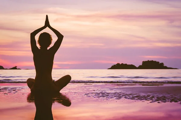 Beautiful Yoga Background Meditation Beach — Stock Photo, Image
