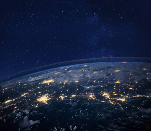 惑星の夜景宇宙から見た地球 光と星の美しい背景 クローズアップ Nasaによるオリジナル画像 — ストック写真