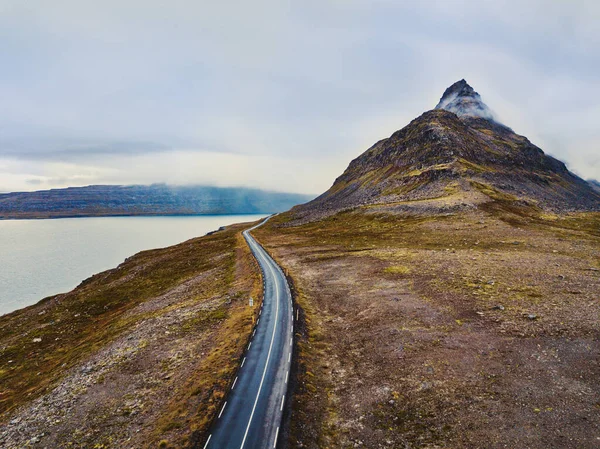 Festői Hegyekben Légi Táj Gyönyörű Nyugati Fjordok Izlandon — Stock Fotó