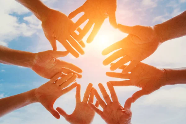 Globale Gemeinschaft Von Menschen Unterstützung Gruppe Von Freiwilligen Die Hand — Stockfoto