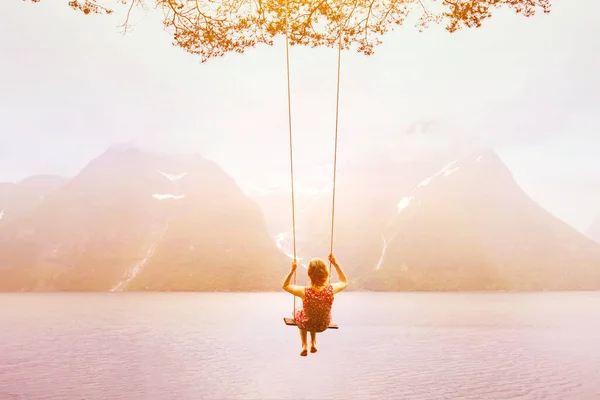 Inspiration Travel Daydream Concept Beautiful Young Woman Romantic Dreamer Swing — Stock Photo, Image
