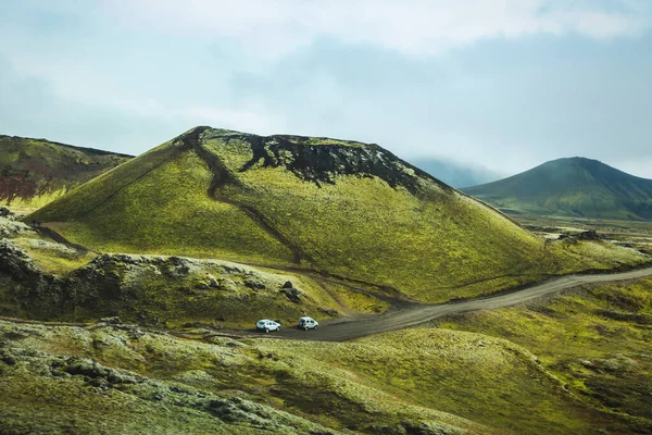 Condução Carro Terras Altas Islândia Viagem Road Bela Paisagem Vulcânica — Fotografia de Stock