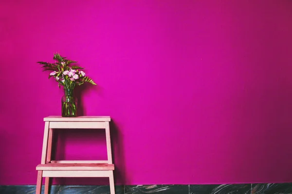 Cor Rosa Decoração Design Interiores Parede Pintada Vaso Com Flores Imagem De Stock