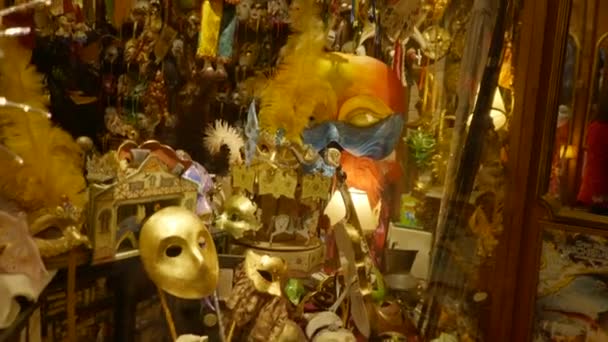 Máscaras Venecianas Exhibición Tienda Venecia Italia — Vídeos de Stock