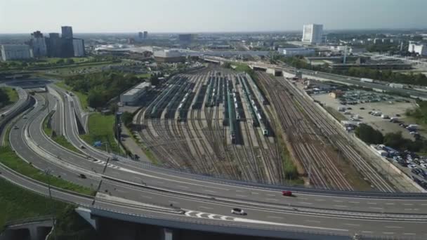 Vista Aerea Del Nodo Ferroviario Con Treni Merci Carri Container — Video Stock