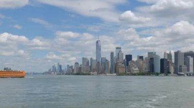 New York, Manhattan Hudson Nehri üzerinde panoramik gökyüzü.