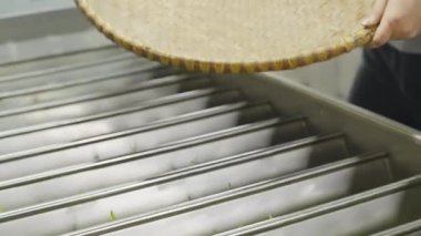 Çin çay yapma süreci, makine kızartma, toplama, kurutma