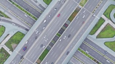 Otoyol kavşağı havadan görünümü