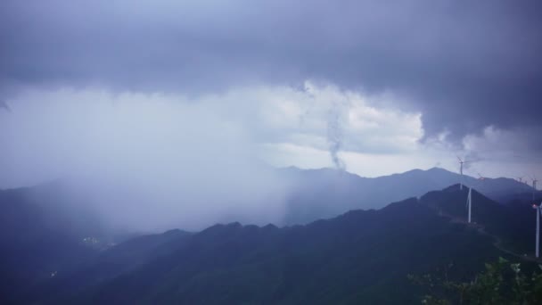 Tempo Tempestade Nublado Nas Montanhas — Vídeo de Stock