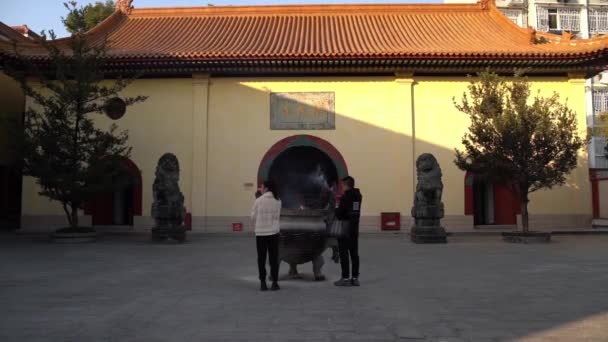 Piękna Tradycyjna Świątynia Chinach — Wideo stockowe