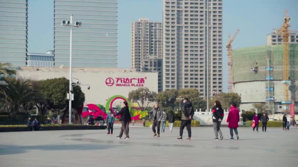 Άνθρωποι Στη Σύγχρονη Κινεζική Πόλη — Αρχείο Βίντεο