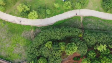 Güzel şehir parkının hava manzarası