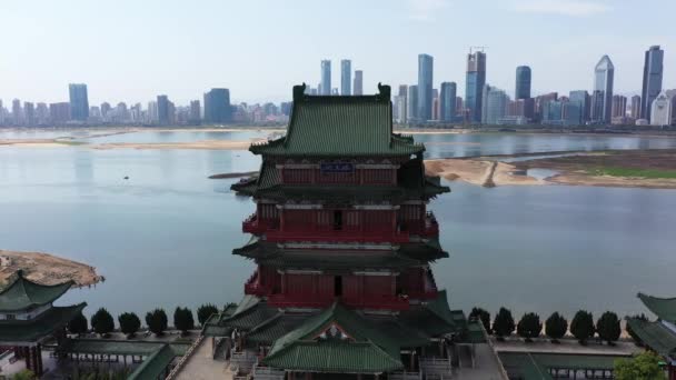 Luchtfoto Van Yuejiang Toren Van Nanjing Stad Jiangsu China — Stockvideo