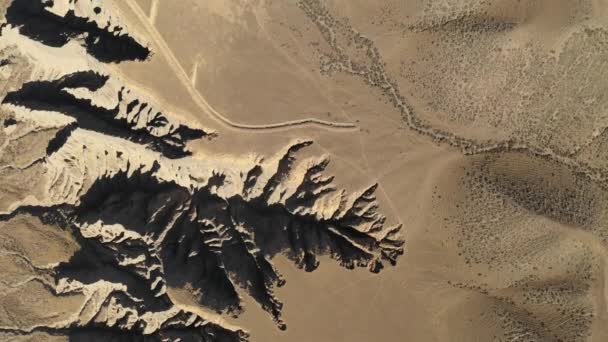 中国的新疆大峡谷风景 风景秀丽 — 图库视频影像