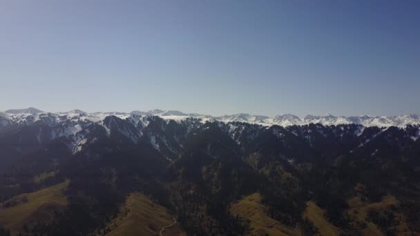 Χιονισμένα Βουνά Τοπίο Xinjiang Κίνα — Αρχείο Βίντεο