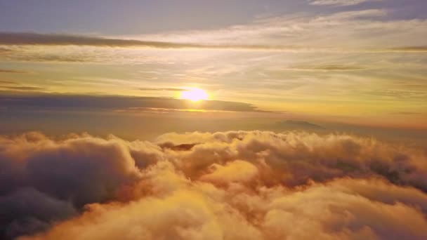 Puesta Sol Sobre Las Nubes Sobre Fondo Naturaleza — Vídeos de Stock
