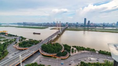Nanchang Şehir Sahnesi, arka planda seyahat yeri