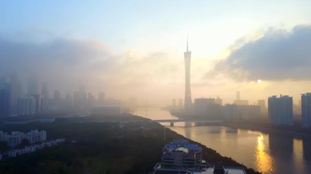Vista Aérea Paisagem Urbana Manhã Dia Nebuloso — Vídeo de Stock
