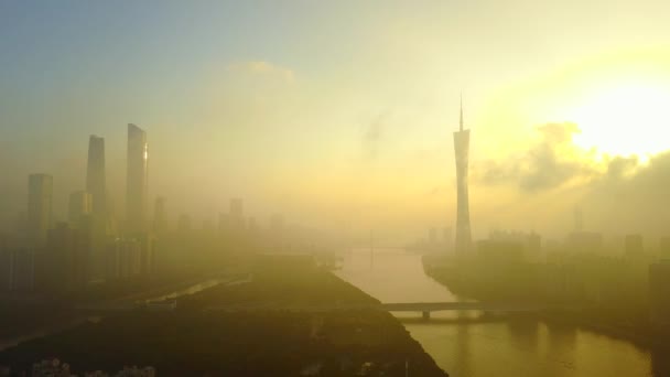 Vista Aérea Morning Cityscape Día Brumoso — Vídeo de stock