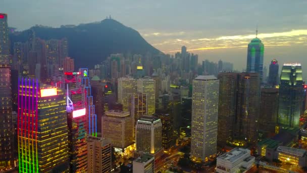 Hong Kong Edificios Rascacielos Paisaje Urbano Por Noche — Vídeo de stock