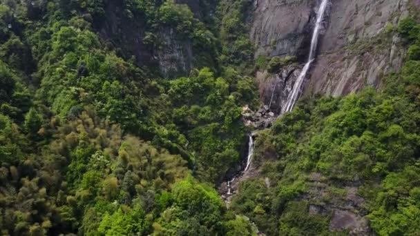 Güzel Şelale Jiangxi Dağı Xiufeng Manzaralı Alan — Stok video