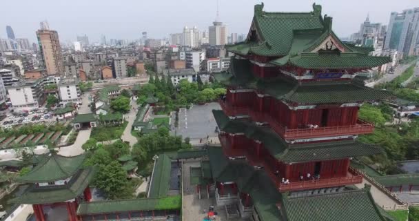 Flygfoto Över Tengwang Paviljong Stadslandskap Nanchang Jiangxi Kina — Stockvideo
