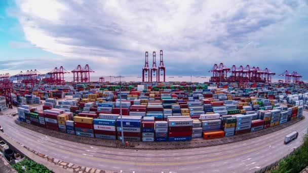 中国现代集装箱运输码头的空中景观 — 图库视频影像