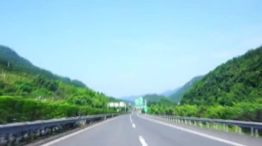 Otobanda sürüşün kötü görüntüsü