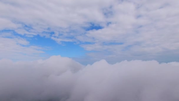 Witte Wolken Blauwe Lucht — Stockvideo