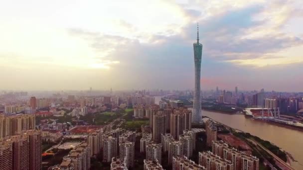 Αεροφωτογραφία Του Ορίζοντα Της Πόλης Guangzhou Και Ουρανοξύστες Τοπίο Επαρχία — Αρχείο Βίντεο